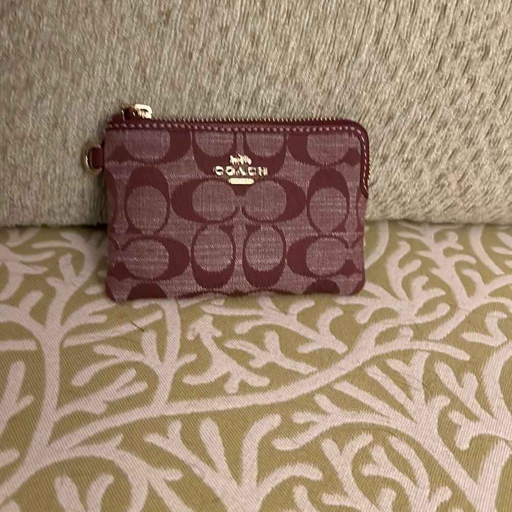 NWT Coach Card Carry